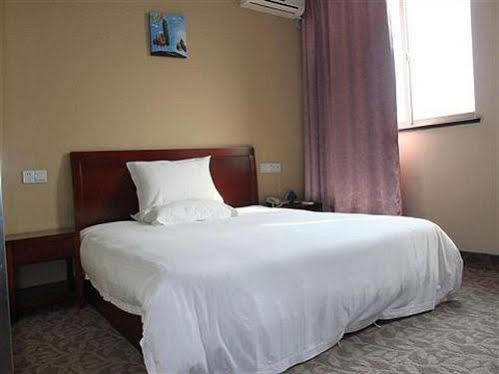 Greentree Jiuting Street Express Hotel